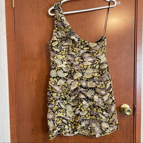 Zara One Shoulder Floral Ruched Gathered Mini Dress. - Picture 6 of 7